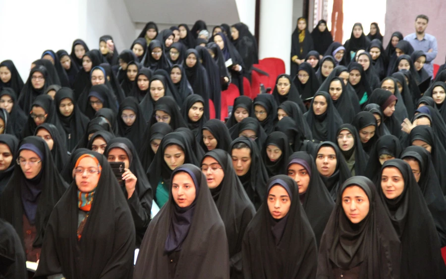 صبح امروز در مرکز شهید باهنر تهران برگزار شد:

آیین استقبال از دانشجو معلمان جدید الورود سال 1394 پردیس ها و مراکز آموزش عالی استان تهران 6