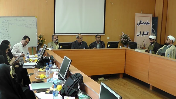 دومین جلسه شورای فرهنگی – اجتماعی استان تهران دوشنبه 20/7/94 با حضور جناب آقای   دکتر تاجیک و اعضاء تشکیل گردید 4