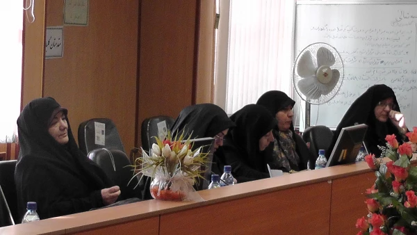 در بیست و یکمین جلسه شورای استقرار مدیریت امور پردیس های استان تهران بررسی شد

ضرورت تشکیل کمیسیون های تخصصی در حوزه های آموزشی ،پژوهشی  و فرهنگی 2