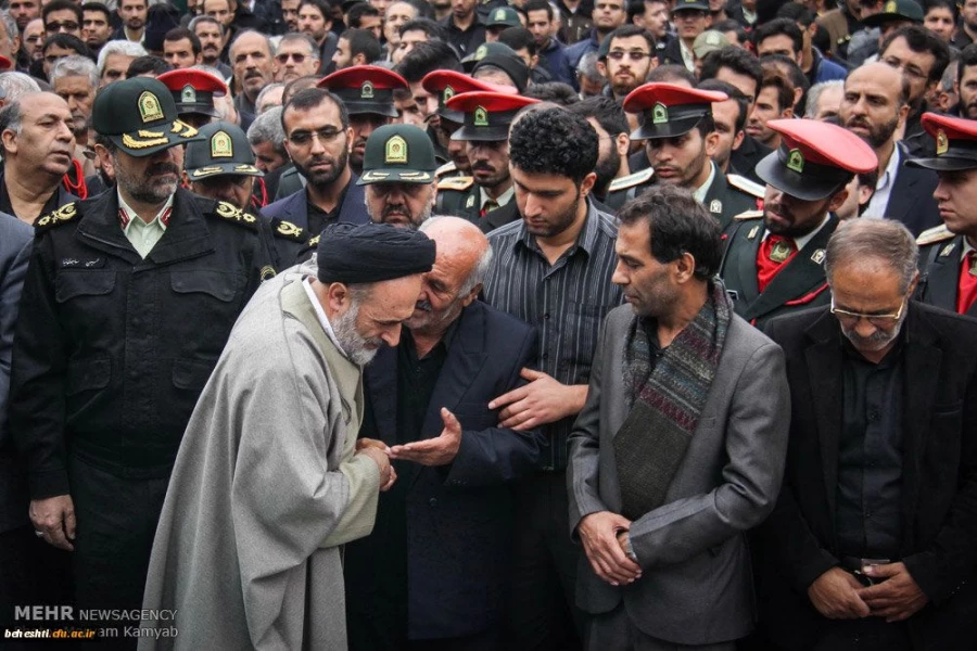 با حضور مسئولان لشکری و کشوری برگزار شد:

تشییع پیکر پاک شهید مصطفی یوسفی 2