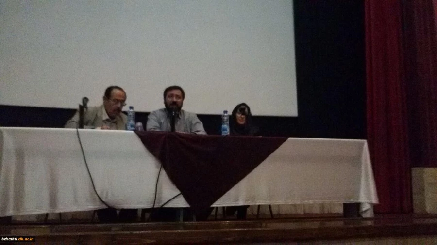 معاون آموزشی ، فرهنگی مدیریت پردیس ها و مراکز آموزش عالی استان تهران :

استقبال باشکوه دانشجو معلمان از فیلم های جشنواره رشد 3