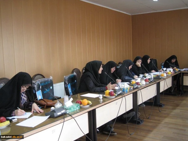 به میزبانی مرکز آموزش عالی شهید بهشتی تهران:

بیست و پنجمین جلسه مدیریت استان تهران برگزار شد 2