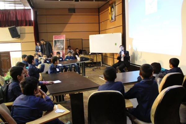 در پردیس شهید چمران برگزار شد

جشنواره استانی تدریس برتر 4