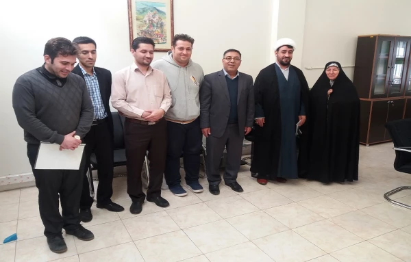 به همت مدیریت پردیس های استان تهران  برگزار شد

تقدیر از همکاران برگزیده در مسابقه دهه فجر 2