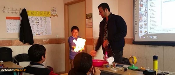 گزارشی از اقدامات گروه علمی « علم پویا » مرکز آموزش عالی شهید بهشتی تهران:

از آموزش نوین به دانش آموزان مناطق محروم تا انتخاب به عنوان گروه علمی برتر دانشجویی دانشگاه های کشور 2