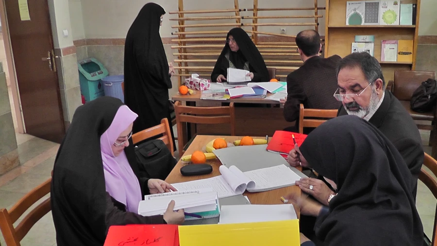 دومین جلسه کمیته ترفیع استادان استان تهران برگزار شد. 4