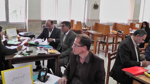 دومین جلسه کمیته ترفیع استادان استان تهران برگزار شد. 5