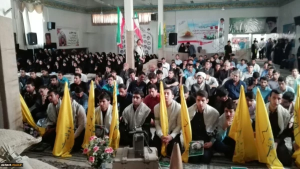 با برگزاری نخستین بادواره شهدای تربیت معلم و مدافع حرم استان تهران در پردیس شهید مفتح:

از خانواده والا مقام شهداء تجلیل شد 2