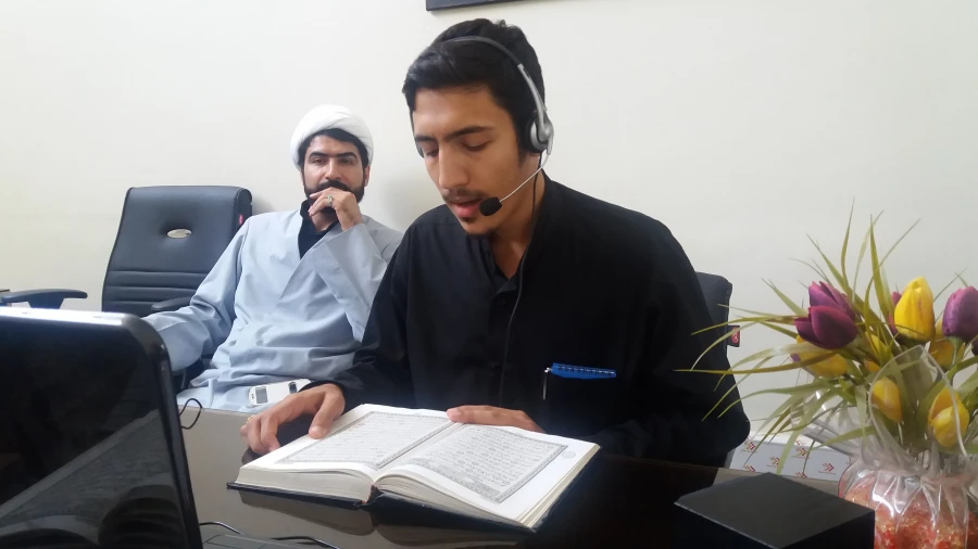 قرائت جزء 22 و 25 قرآن کریم توسط دانشجویان پردیس ها و مراکز آموزش عالی استان تهران 3