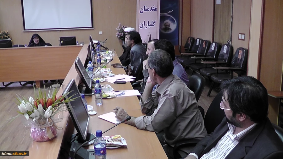 معاون آموزشی و فرهنگی مدیریت امور پردیس های استان تهران اعلام کرد:

 آغاز برنامه  فرهنگی ارتقاء نقش تربیتی و اجتماعی معلم ، ویژه مهارت آموزان ماده 28+جزئیات 2