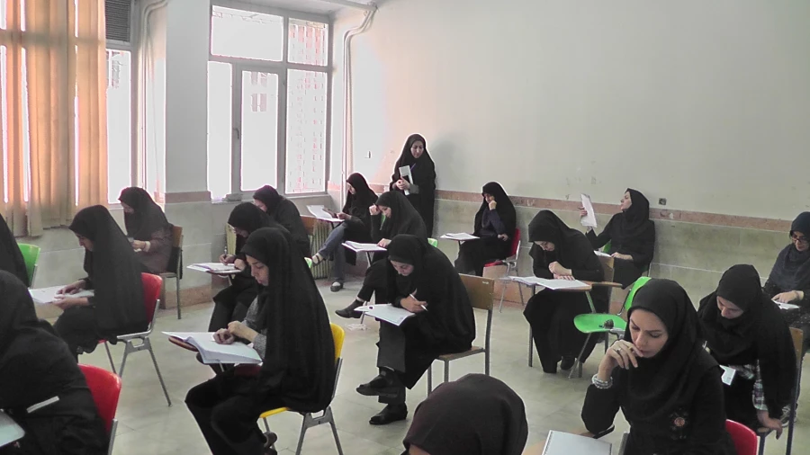 گزارش تصویری از اولین آزمون صلاحیت حرفه ای در دانشگاه فرهنگیان
استان های تهران 2
