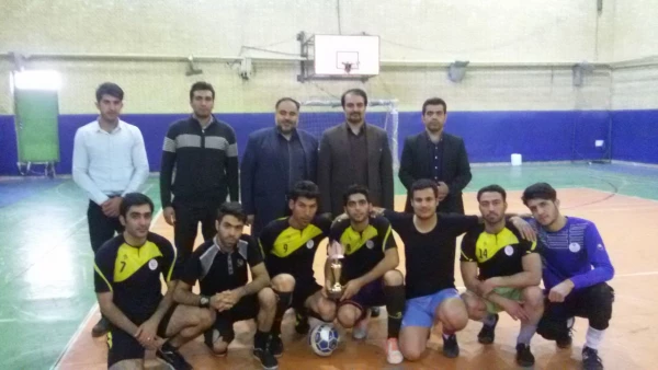 پنجمین دوره مسابقات فوتسال دانشجویان پردیس شهید مفتح شهر ری  3