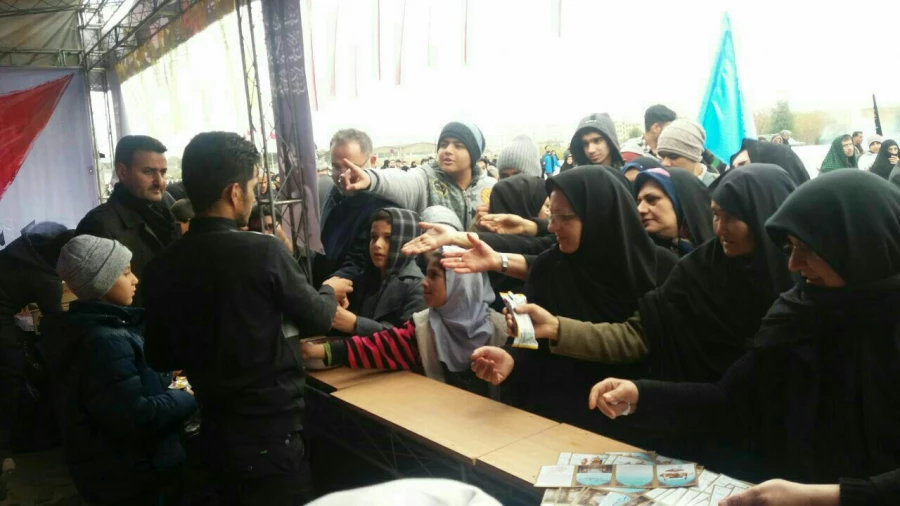 برپایی موکب و خدمتگزاری همکاران و دانشجویان پردیس ها و مراکز استان تهران از جاماندگان قافله اربعین  5