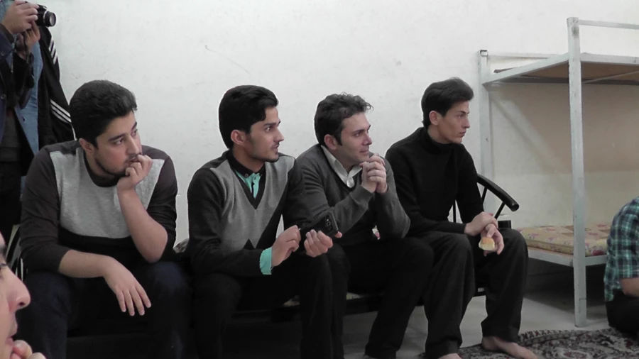 دیدار صمیمانه دکتر سبحانی با دانشجومعلمان  اهل سنت 6