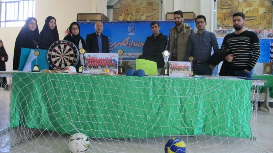 در نخستین همایش ملی انجمن های ورزشی سراهای دانشجویی دانشگاه فرهنگیان سراسر کشور در شیراز

حضور فعال دانشجومعلمان استان تهران در نخستین همایش انجمن های ورزشی خوابگاهی 2