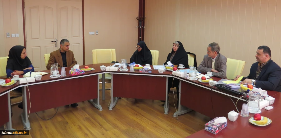 نشست مدیریت پردیس های استان تهران با مسئولین پژوهشگاه علوم وفناوری اطلاعات ایران (ایران داک ) 2