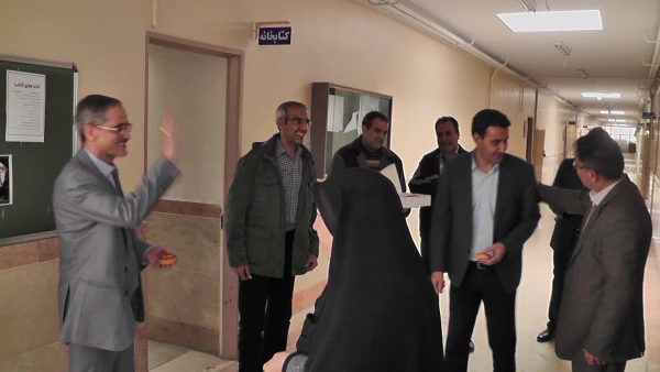 در آخرین روز های سال 95 :

بازدید سرزده مدیریت امور پردیس های استان تهران از تشکیل کلاس های آموزشی 2