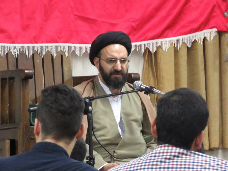 مسئول نهاد نمایندگی مقام معظم رهبری در دانشگاه فرهنگیان در مراسم جشن هیات دانشجویی مرکز بهشتی تهران مطرح کرد:

دانشگاه فرهنگیان بستر مناسب برای تحقق تمدن نوین اسلامی
عید مبعث، فرصتی برای بازبینی و بازخوانی مسیر زندگی 3