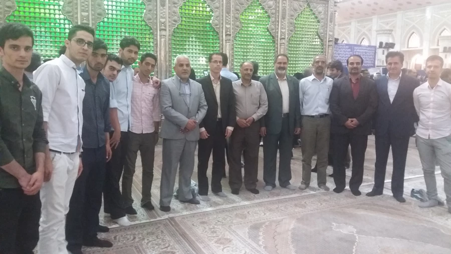 در آستانه بیست و هشتمین سالگرد رحلت حضرت امام خمینی (ره) انجام شد:

حضور اساتید، کارکنان و دانشجو معلمان دانشگاه فرهنگیان استان تهران در حرم مطهر و تجدید بیعت با آرمان های امام راحل(ره) 2