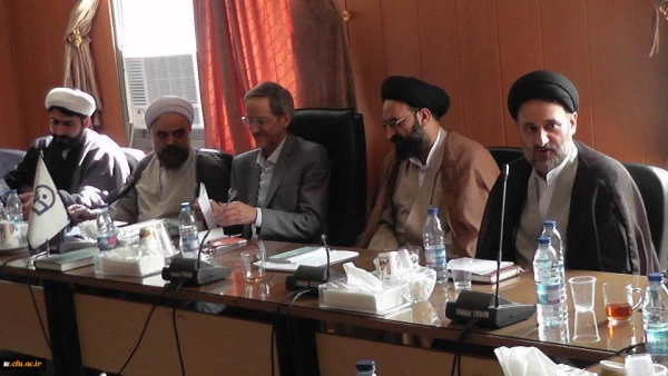 با حضور معاون امور دفاتر و مبلغان نهاد نمایندگی مقام معظم رهبری در دانشگاهها انجام شد:

مراسم تکریم و معارفه سرپرست دفتر نهاد نمایندگی مقام معظم رهبری در پردیس های دانشگاه فرهنگیان استان تهران 2