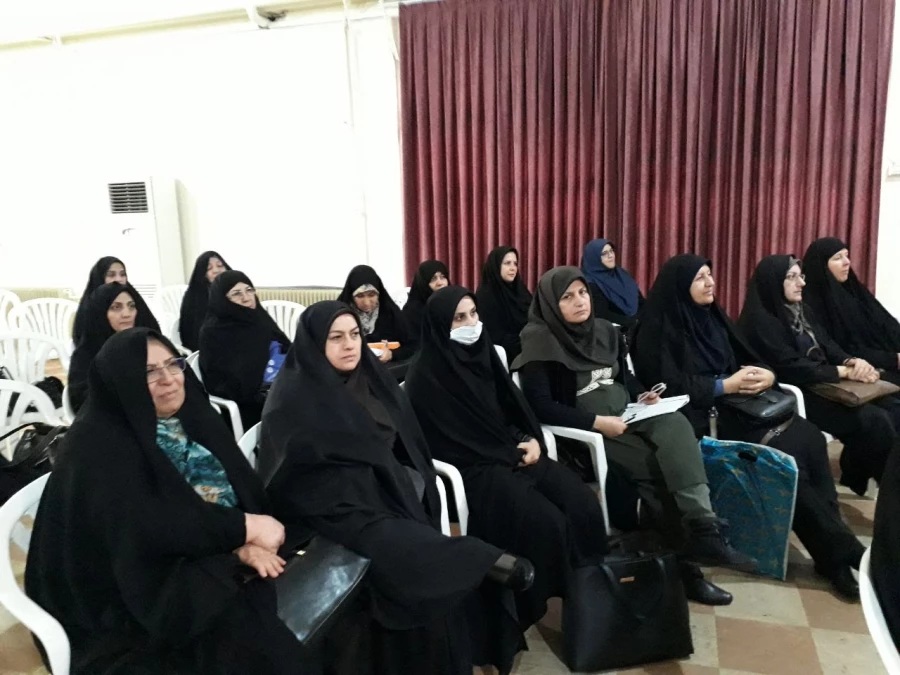 اولین نشست صمیمانه اساتید دانشگاه فرهنگیان استان تهران