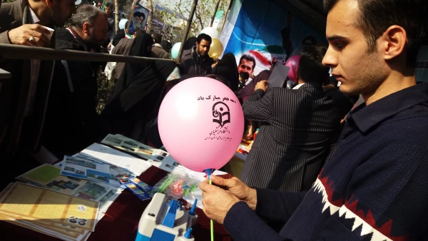 به همت مدیریت امور پردیس های استان تهران

برپایی غرفه استکبارستیزی در مسیر راهپیمایی 22 بهمن 3