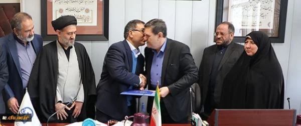 دکتر خنیفر در مراسم معارفه مدیر استانی تهران ابراز امیدواری کرد:

مدیریت استان تهران به عنوان الگوی شایسته ملی و آغازگر اقدامات کلان و ماندنی در دانشگاه باشد 2