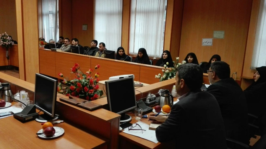 دکتر انصاری راد در اولین جلسه شورای اداری:

کار در تربیت معلم توفیق الهی است 2