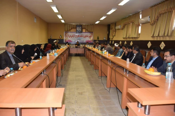 در راستای بهره گیری از اساتید دانشگاه فرهنگیان:

برگزاری جلسات صمیمی دکتر انصاری راد با اساتید دانشگاه فرهنگیان استان تهران 2