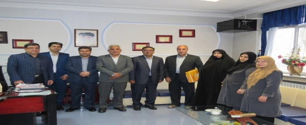 تجلیل از زحمات کارمند بازنشسته مرکز عترت آقای حیدری