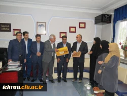 تجلیل از زحمات کارمند بازنشسته مرکز عترت آقای حیدری