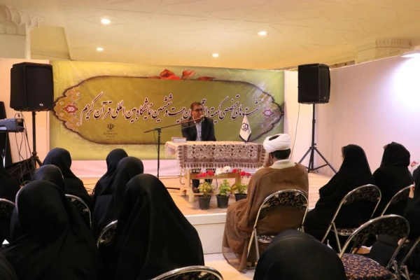 حضور سرپرست مدیریت استان تهران در نمایشگاه قرآن