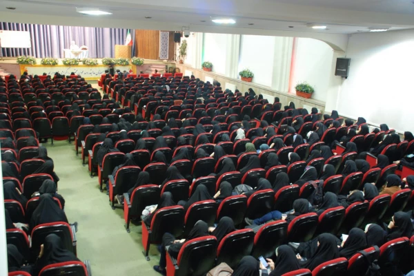 به روایت تصویر :

اخلاق معلمی از دیدگاه حجت الاسلام و المسلمین حاج آقای قرائتی 2