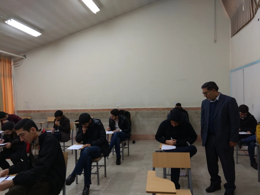 مرکز آموزشی شهدای مکه : 
بازدید مدیریت امور پردیس های استان تهران و معاون آموزشی، فرهنگی و پژوهشی از برگزاری امتحانات پایان ترم 6