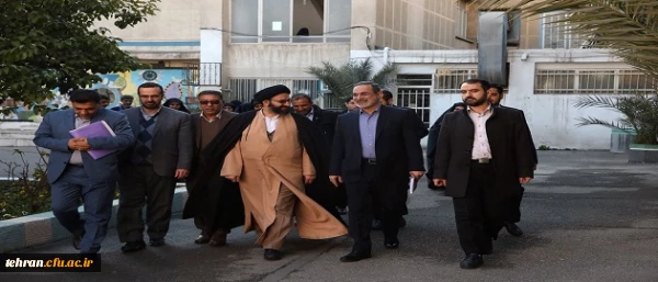 نشست صمیمی وزیر آموزش و پرورش با دانشجو معلمان بسیجی دانشگاه فرهنگیان