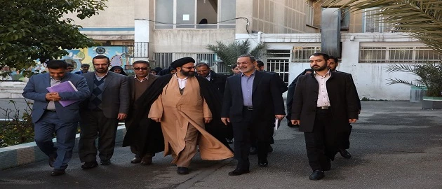 نشست صمیمی وزیر آموزش و پرورش با دانشجو معلمان بسیجی دانشگاه فرهنگیان