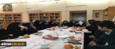 اولین جلسه کارشناس مسئولان و کارشناسان آموزش پردیس ها و مراکز با حضور سرکارخانم حسینی