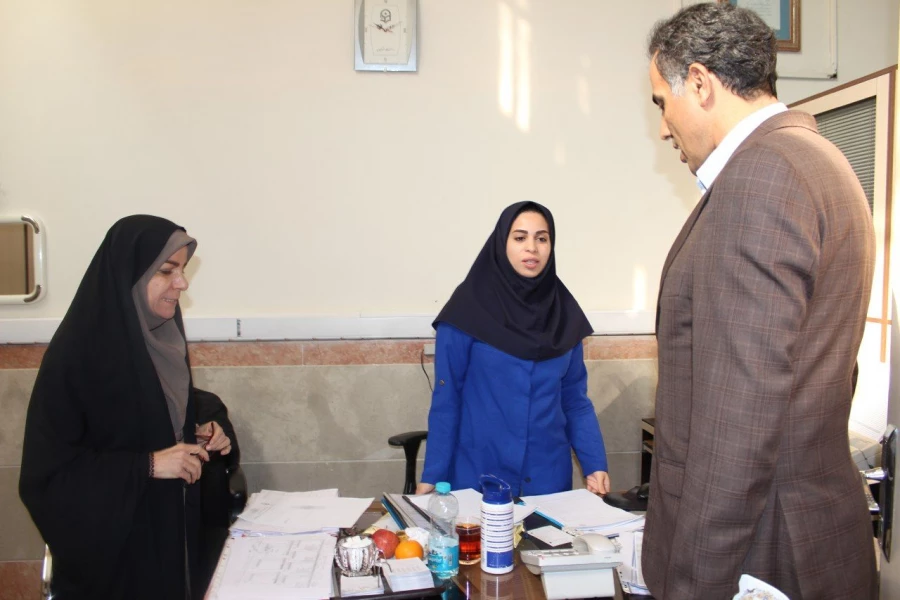 به مناسبت میلاد حضرت صدیقه کبری (س) و روز مادر:

تقدیر و تبریک دکتر شرفی و دکتر نادری از بانوان مدیریت پردیس های استان تهران 2