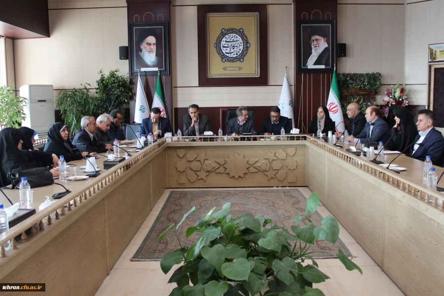 استاندار تهران در دیدار با سرپرست و معاونان مدیریت پردیس های استان تهران