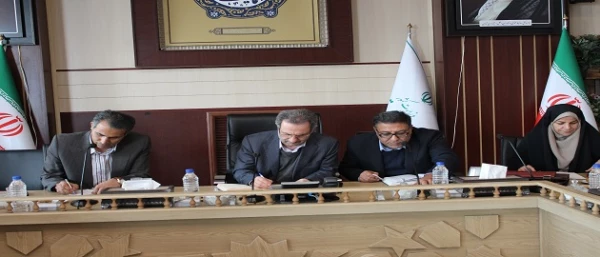 استاندار تهران در دیدار با سرپرست و معاونان مدیریت پردیس های استان تهران