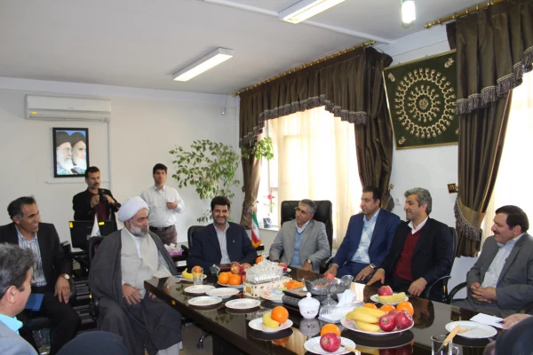 مسئول نهاد نمایندگی مقام معظم رهبری در دانشگاه فرهنگیان استان تهران در آئین تکریم معارفه سرپرست پردیس شهید چمران: