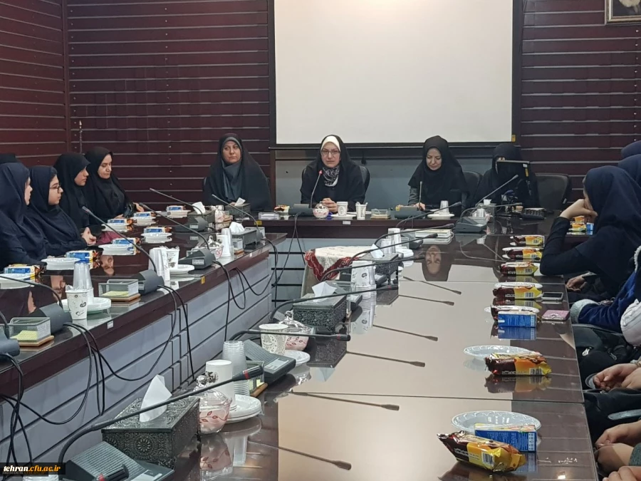 بازدید دانش آموزان متوسطه از پردیس نسیبه