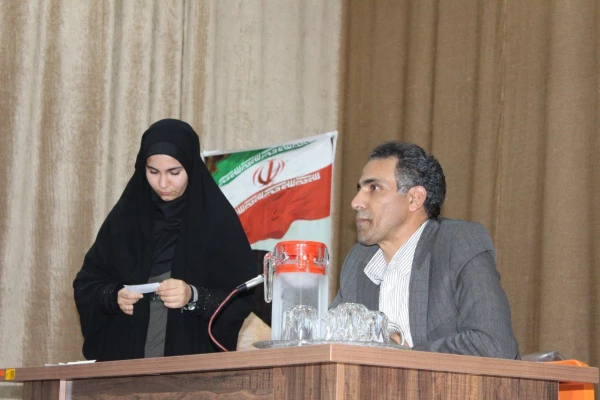 جلسه پرسش و پاسخ صمیمی معاون دانشجویی استان تهران با دانشجو معلمان