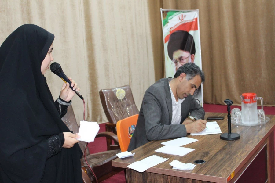 جلسه پرسش و پاسخ صمیمی معاون دانشجویی استان تهران با دانشجو معلمان