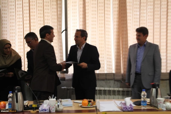 هجدهمین شورای نشر دانشگاه در پردیس شهید چمران برگزار شد