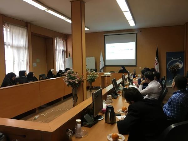 کرگاه گزارش نویسی