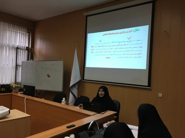 کرگاه گزارش نویسی