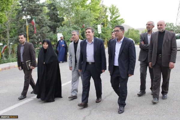 دیدار دکتر خنیفر از پردیس شهید چمران