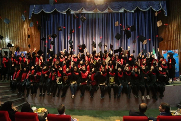 جشن فارغ التحصیلی