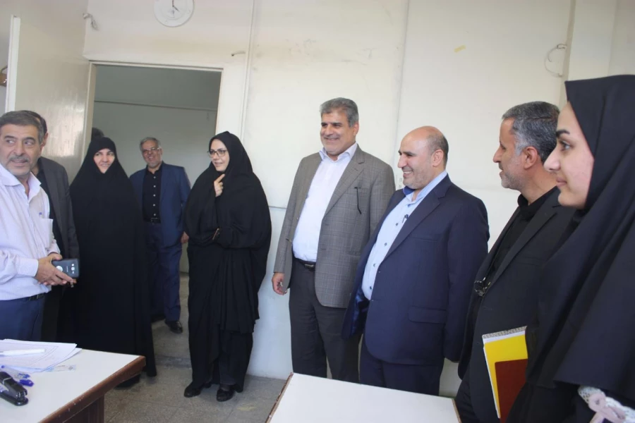 بازدید دکتر انصاری راد سرپرست معاونت دانشجویی، دکتر بلاغی سرپرست مدیریت پردیس های استان تهران و آقای فولادوند مدیر کل آموزش و پرورش شهر تهران از فرایند مصاحبه داوطلبان ورود به دانشگاه فرهنگیان استان تهران 7